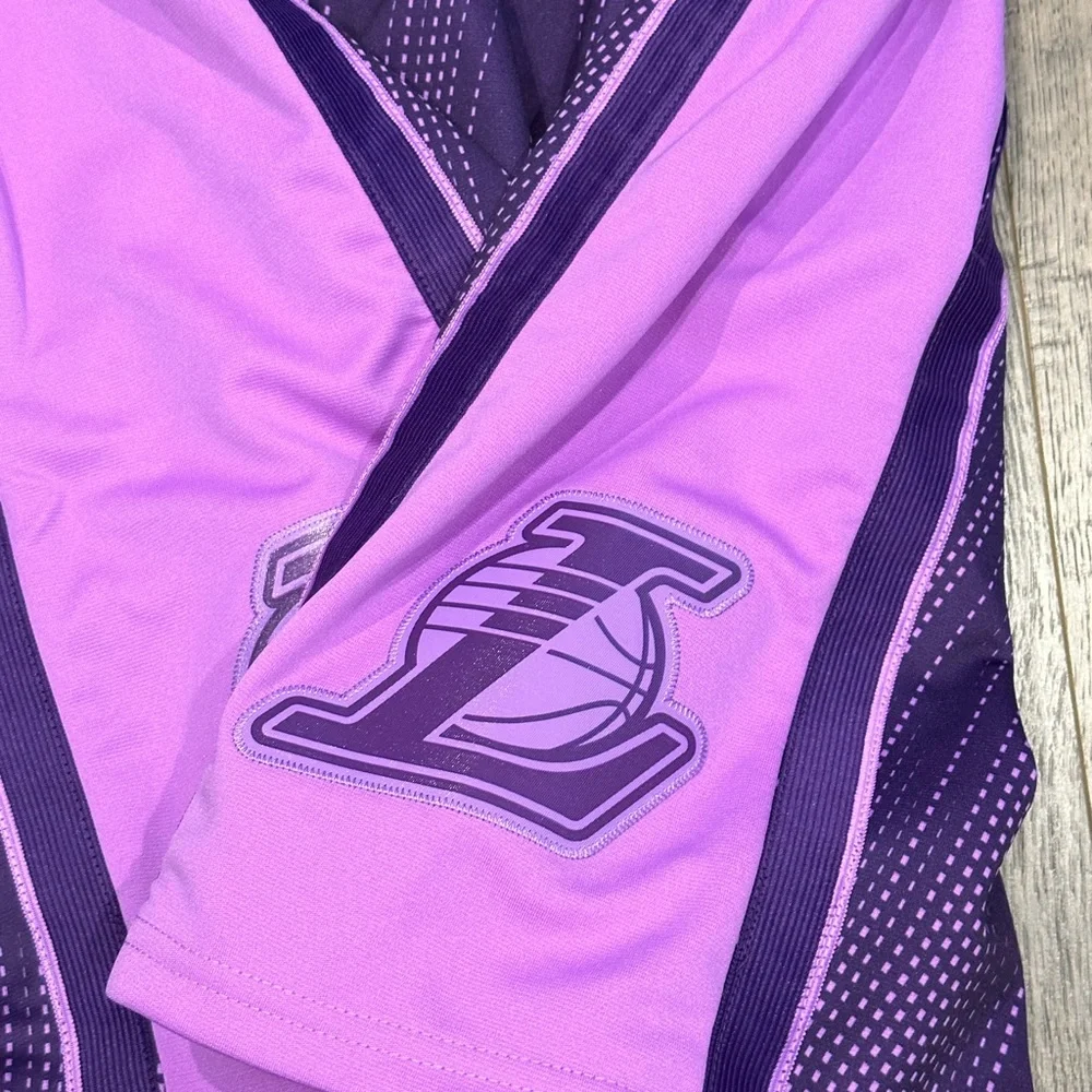 Mitchell & Ness Monochrome Swingman‎ Los Angeles Lakers 2009-10 Purple Shorts M